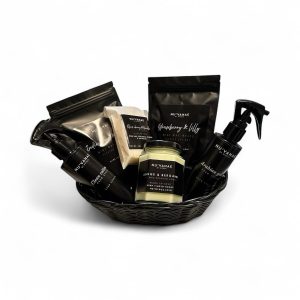 The Luxe Aroma Hamper – Gift Set (Candle)